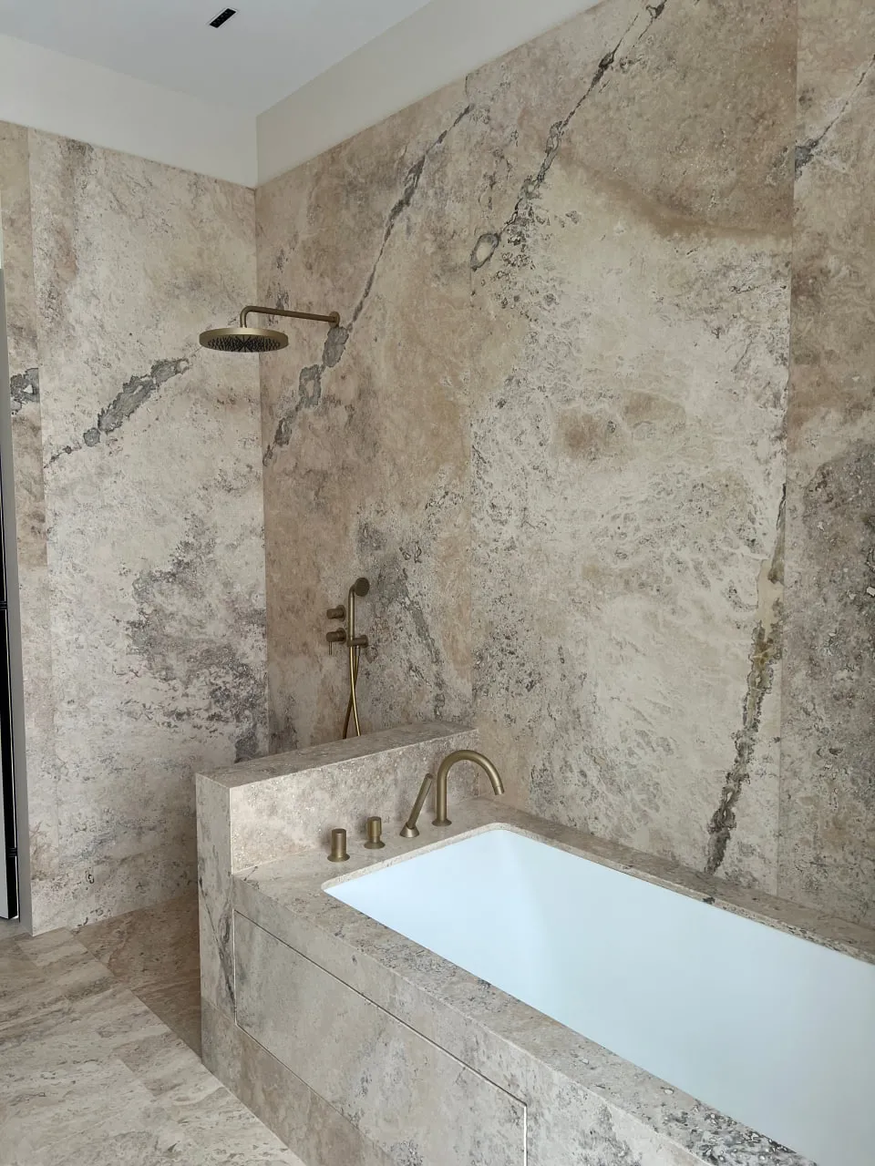 Описание по умолчанию