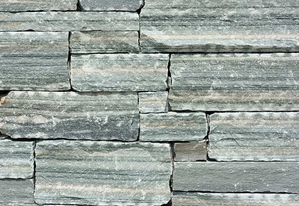 Кварцит Rock Face Flat Olive