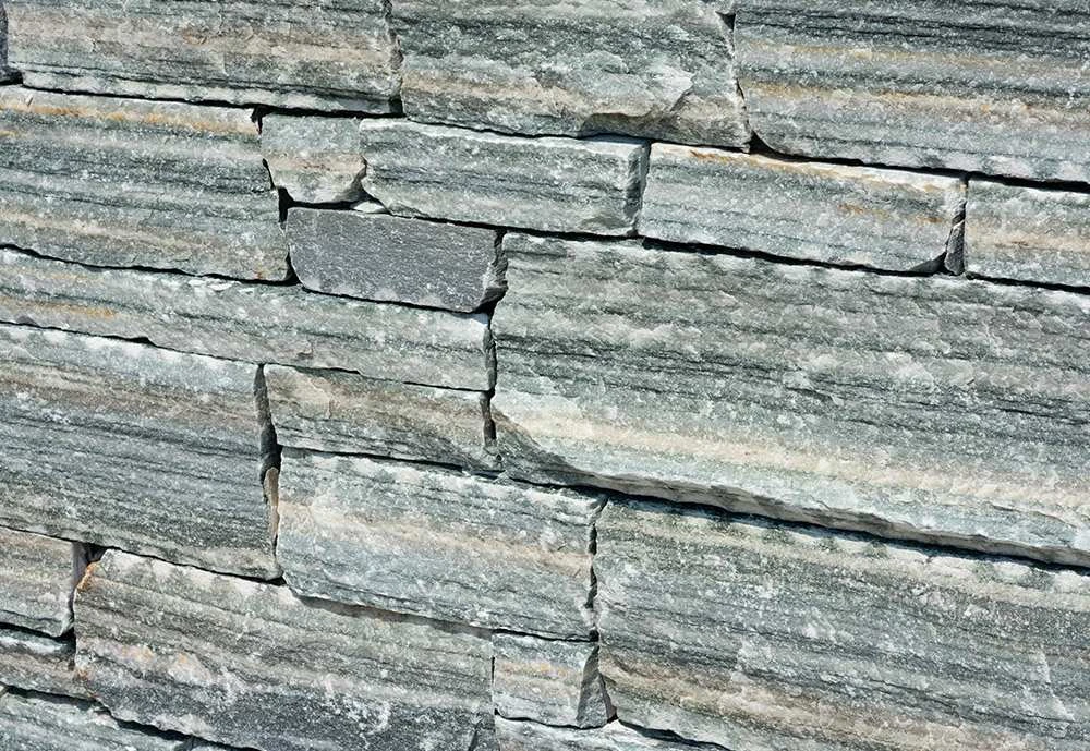 Кварцит Rock Face Flat Olive