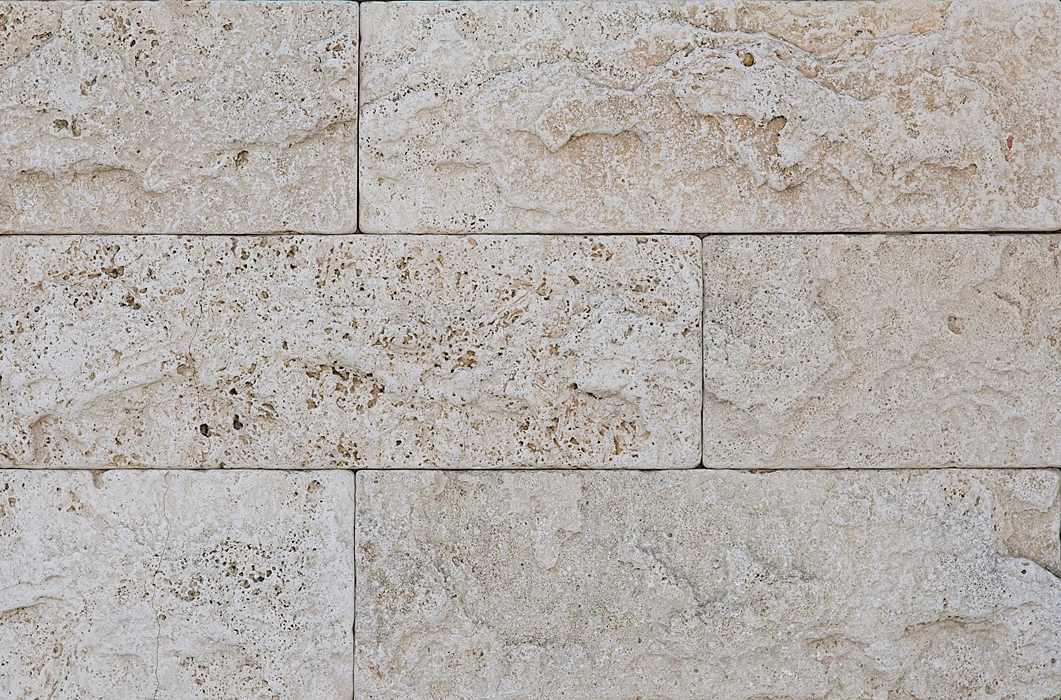 Травертин Light Split Face Tumbled 2.1*15*45 см 