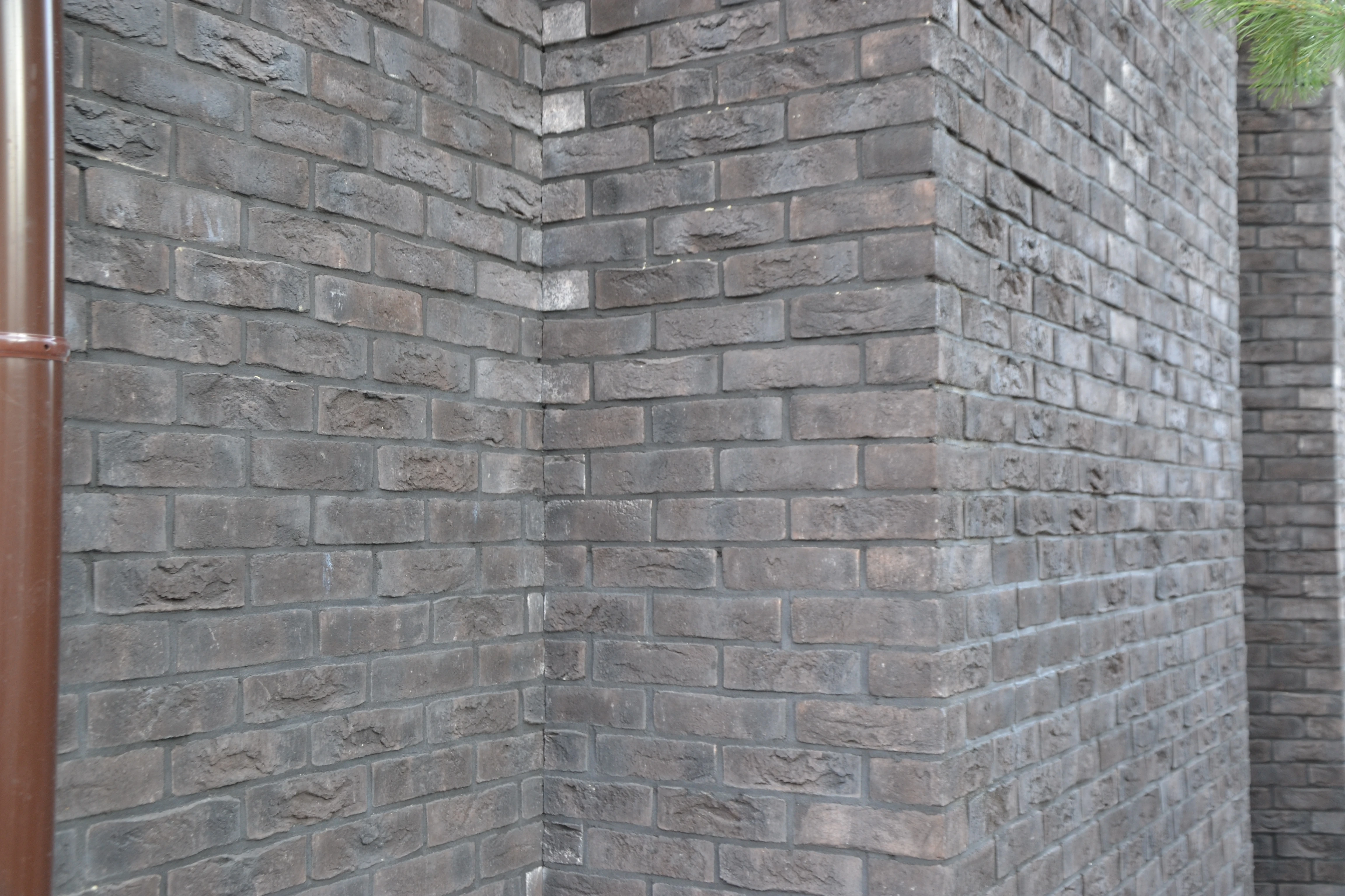 Фасадна плитка Loft Brick Бельгійський 04 Коричневий з підпалом 240x71 мм