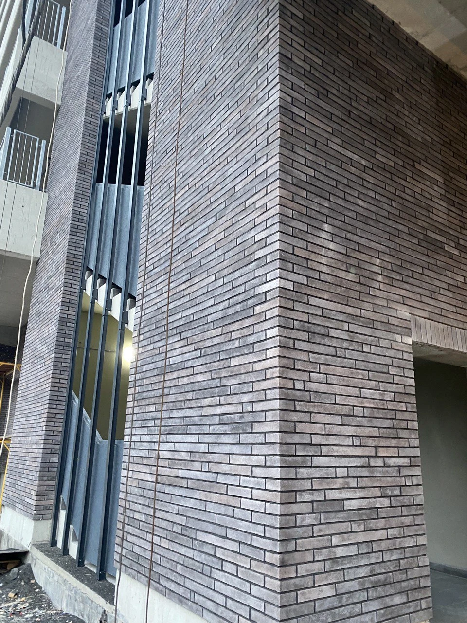 Фасадна плитка Loft-Brick Luna F XL Long