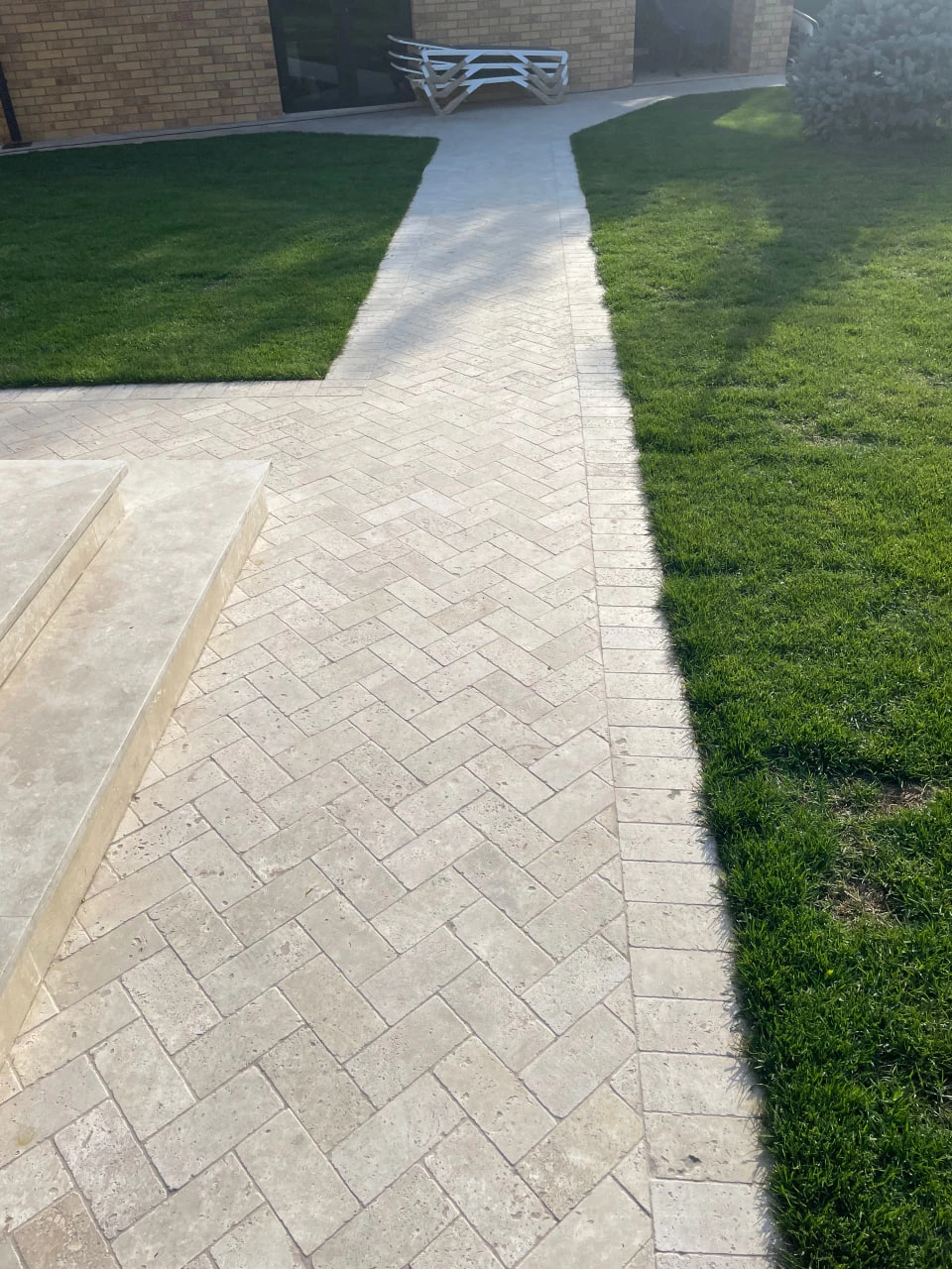 Травертинова Бруківка