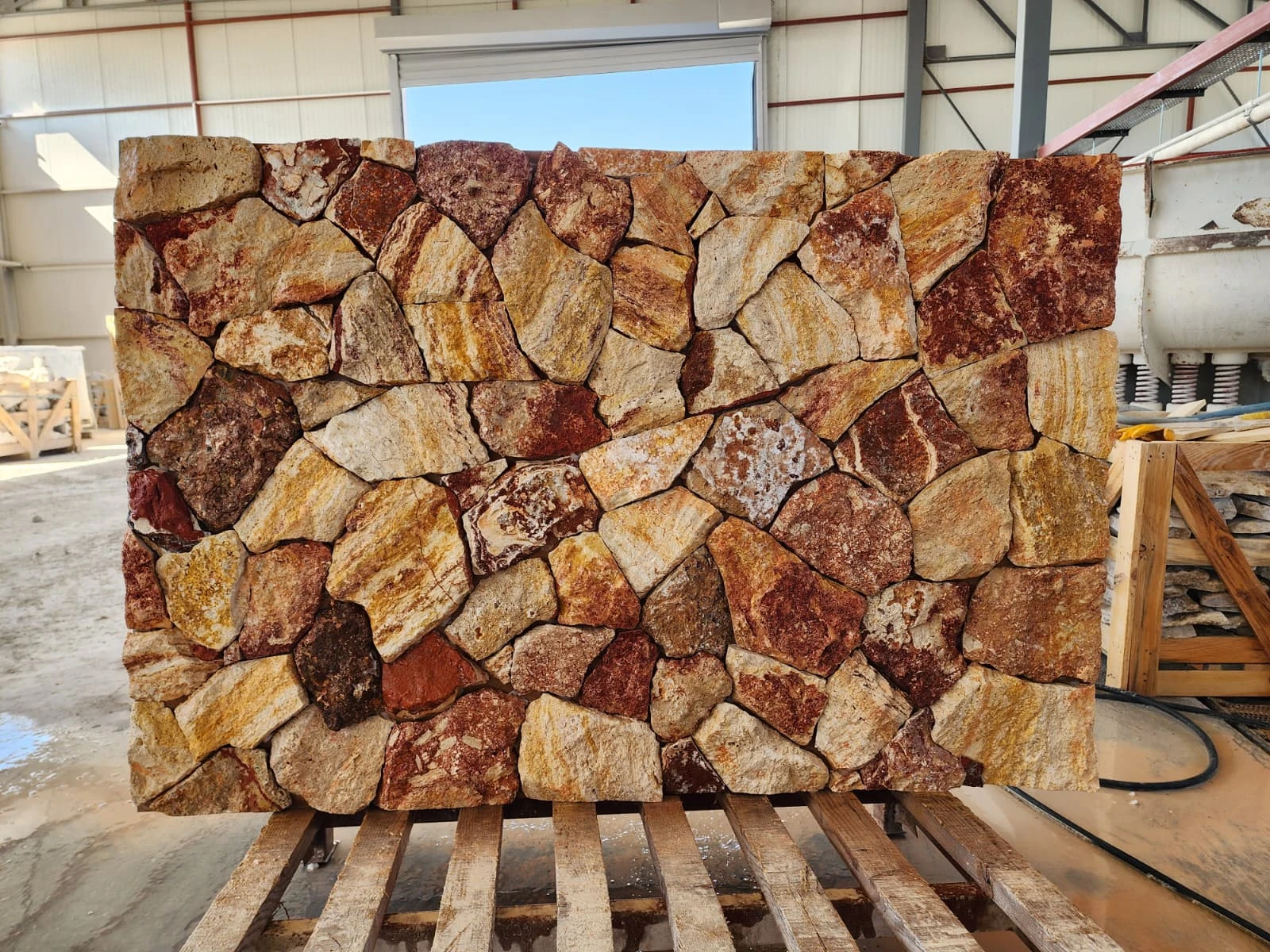 Натуральний камінь Rockface Scabos
