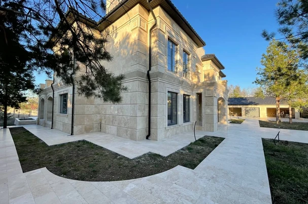 https://klinker-stone.com.ua/uploads/project_item/1/large-67a78f2f80d18.webp